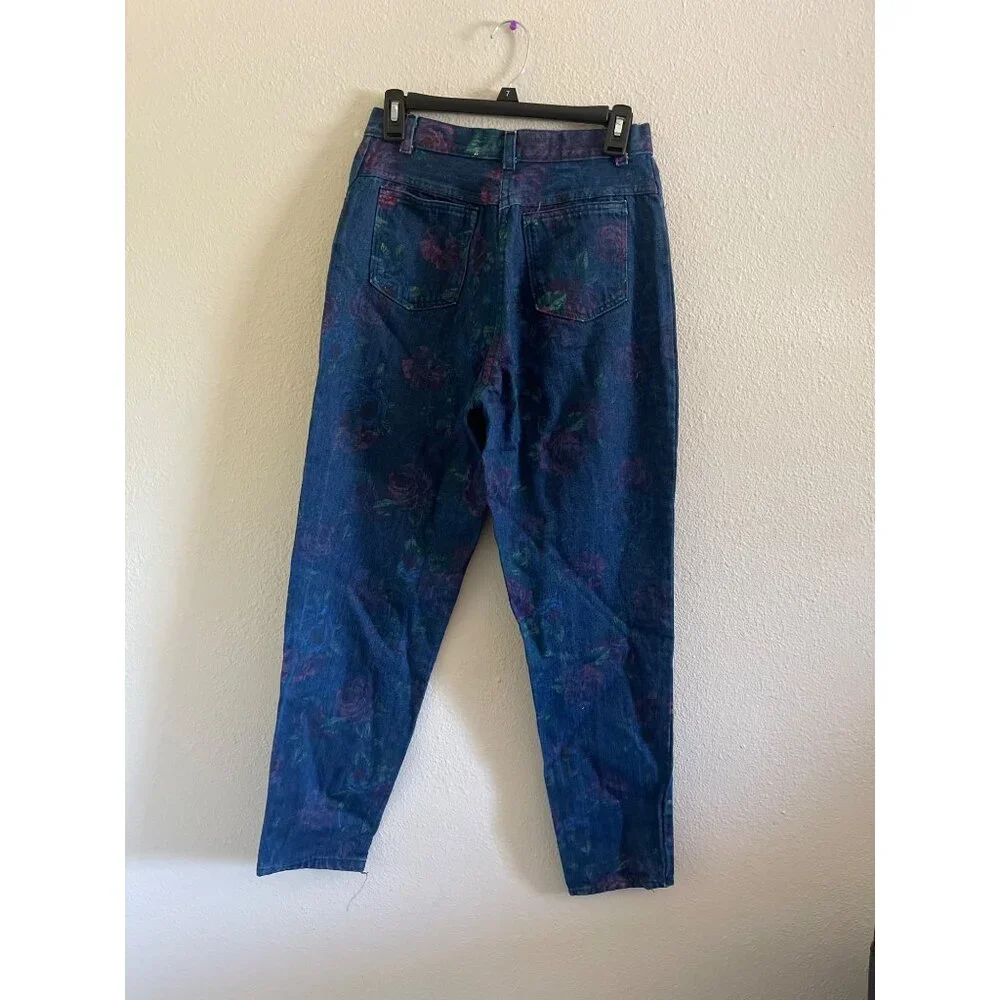 Vintage gently used